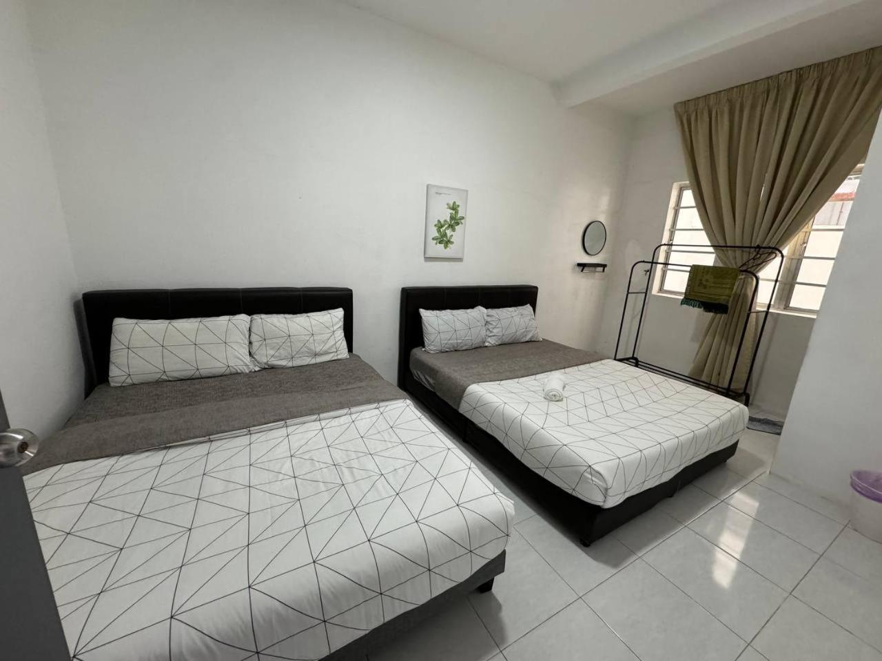 Apartment Aufa 2 At Emerald Avenue